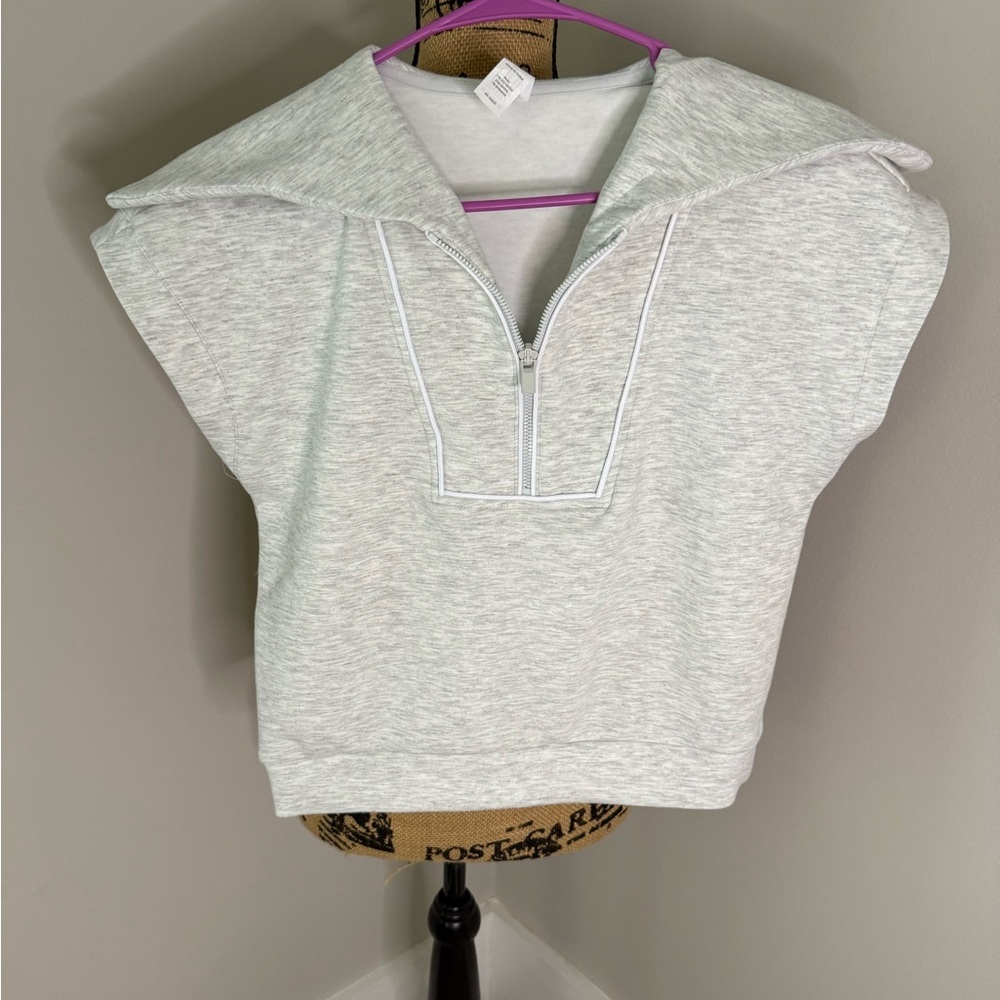 Yogalicious Zip-Up White Muscle Tee - Picture 2 of 6